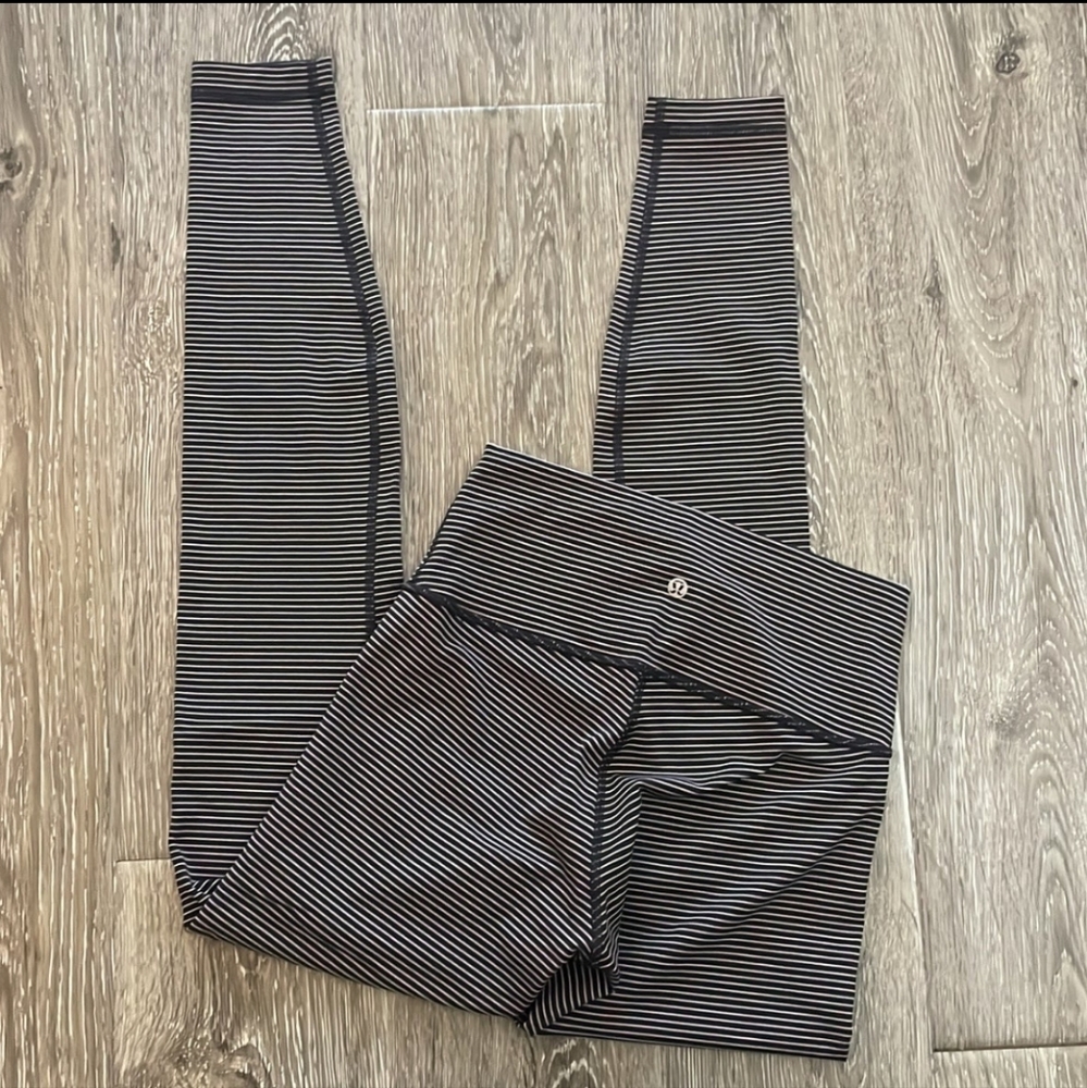 Striped lululemon leggings